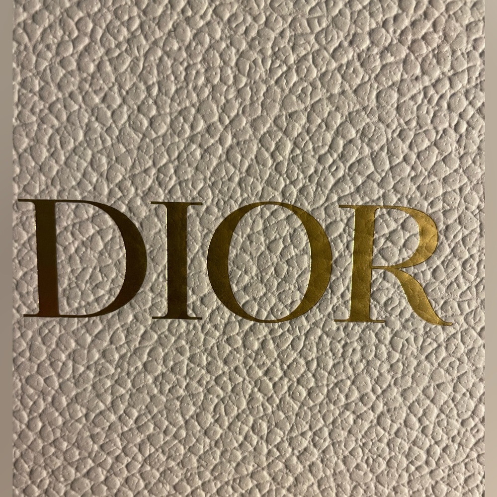 RARE NEW Authentic Dior Heavy Duty Pebbled White Box w/ Drop Down Front Door - Picture 7 of 10